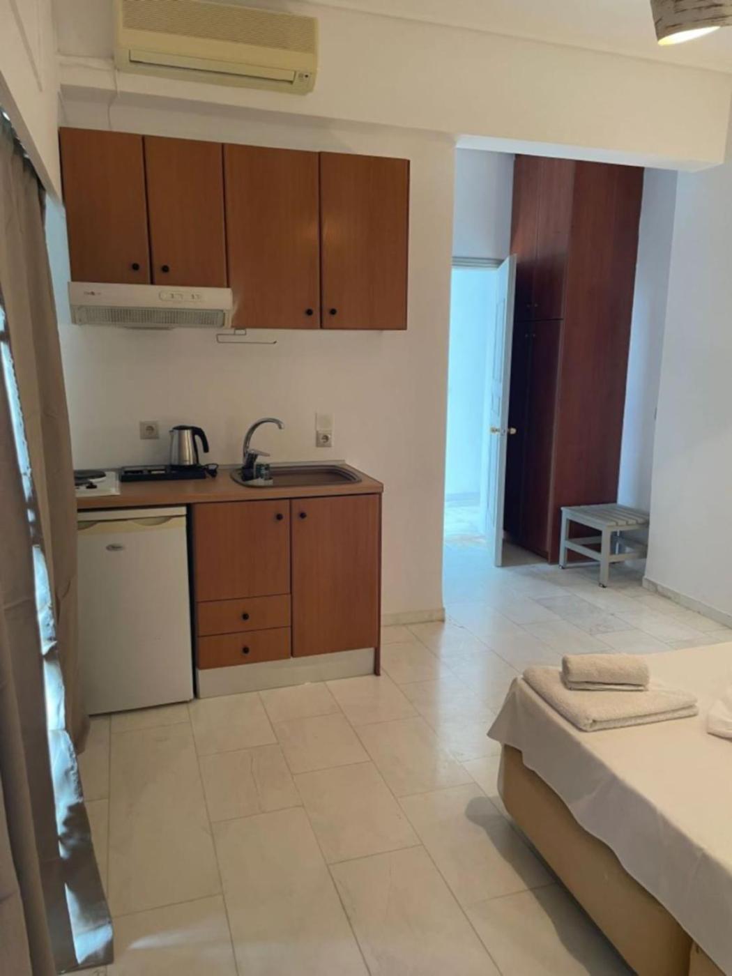 Hotel Kourkoumelata Аргостолион Екстериор снимка