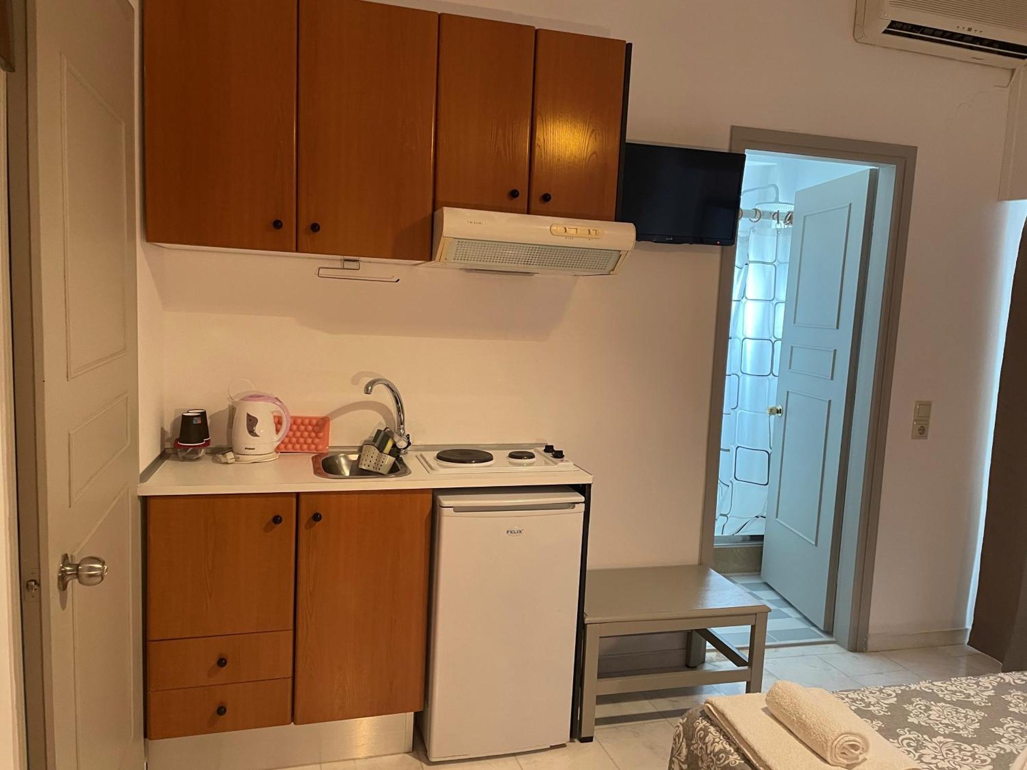 Hotel Kourkoumelata Аргостолион Екстериор снимка