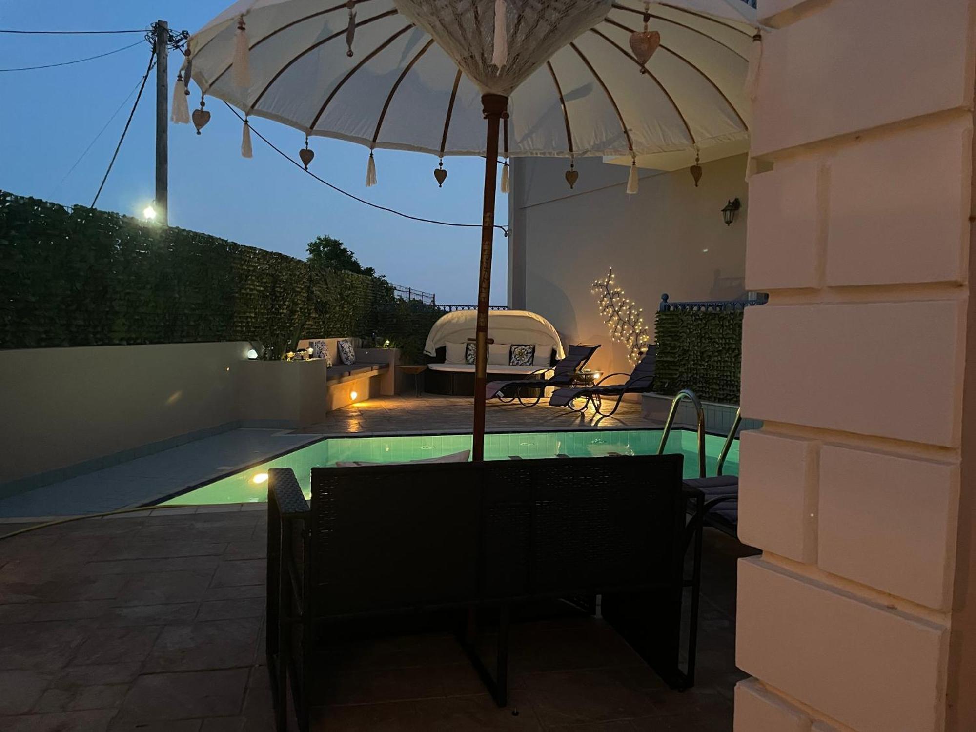 Hotel Kourkoumelata Аргостолион Екстериор снимка