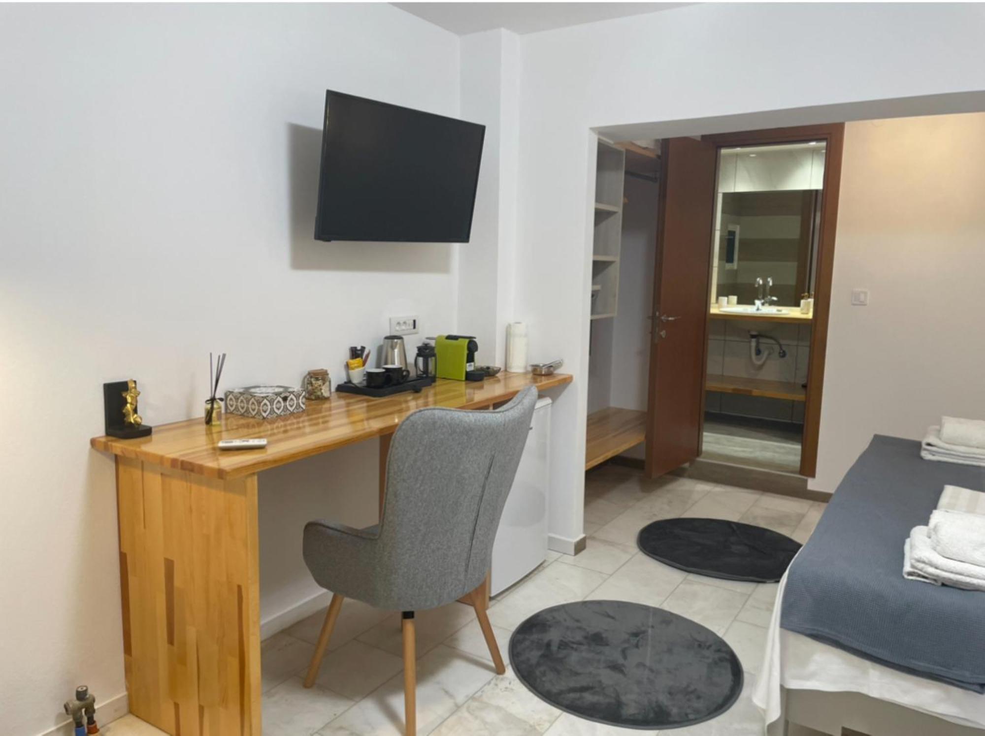 Hotel Kourkoumelata Аргостолион Екстериор снимка
